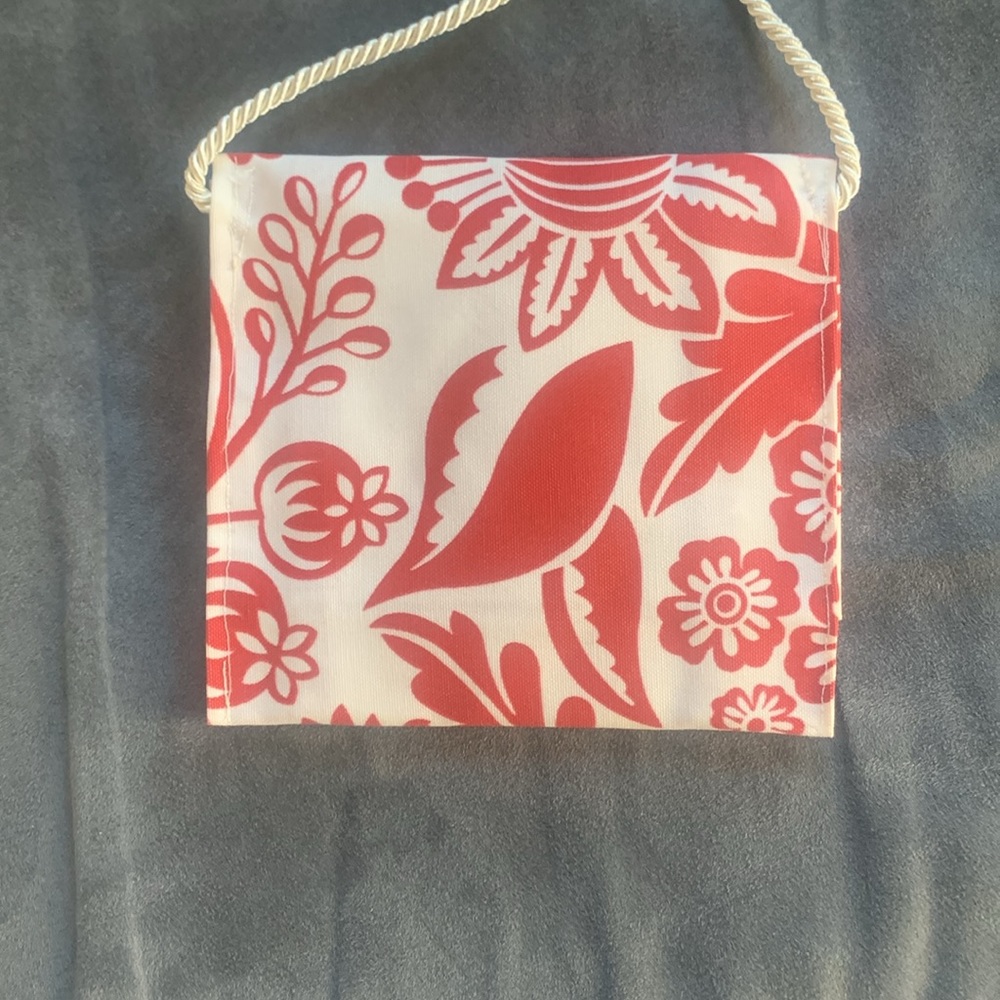 NEW Handmade Red & White Print Fabric Mini Bag โค๏ธ๐ค - Picture 3 of 5